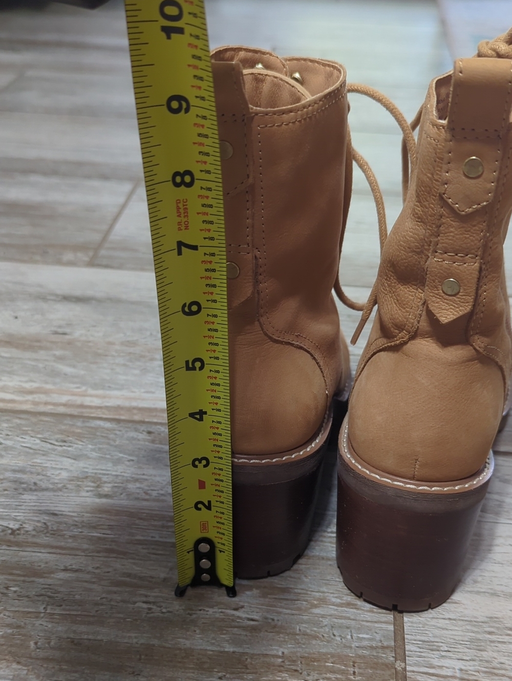 Crown Vintage Yuliana Lug Sole Combat Boots Tan Size 9 Stacked Heel - Picture 8 of 11